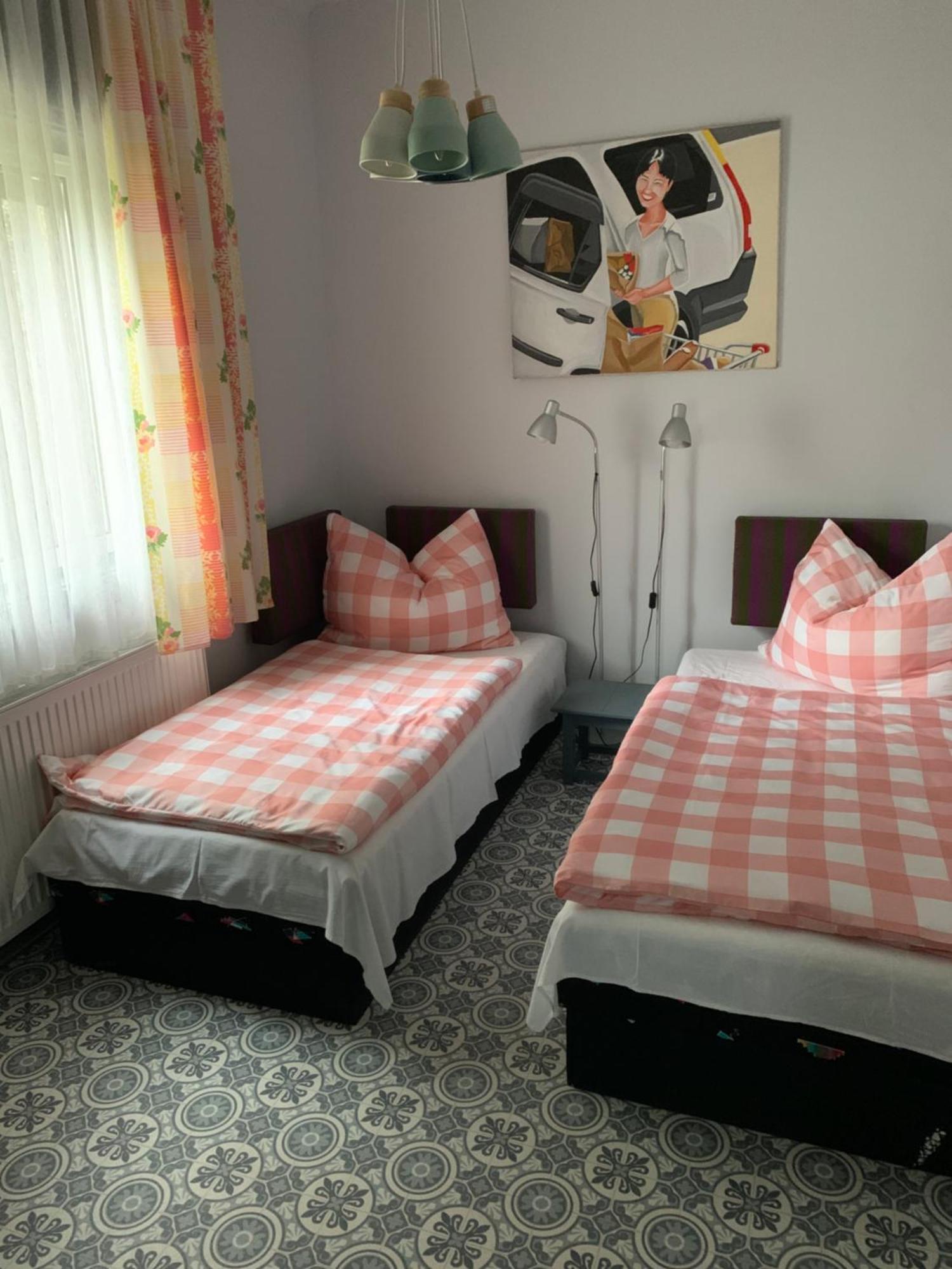 Haus Zwei Apartment Aspang Markt Bagian luar foto
